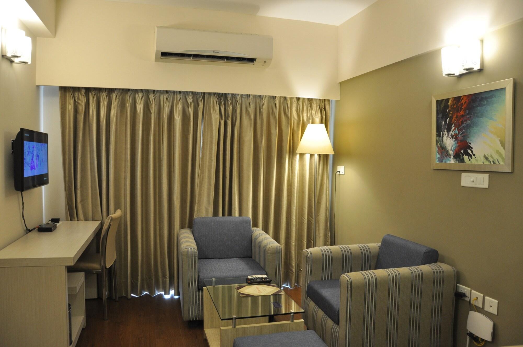 Starlit Bangalore Hotel 3*