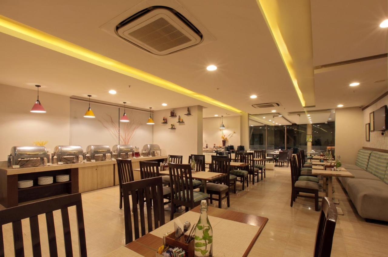 Starlit Bangalore Hotel 3*